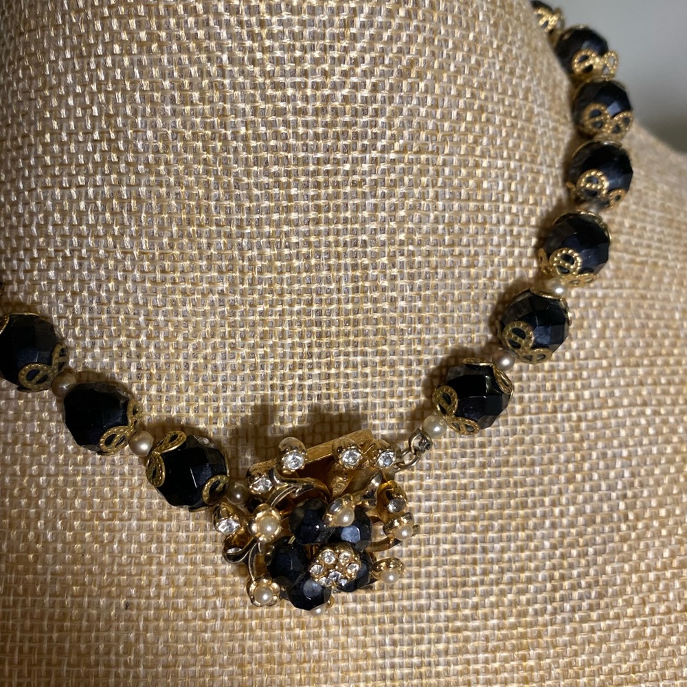 Rare 90’s MONET necklace with clear and black Swarovski crystals & box clasp. B. - Picture 2 of 6